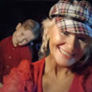 Meet your Posher, Paula jean